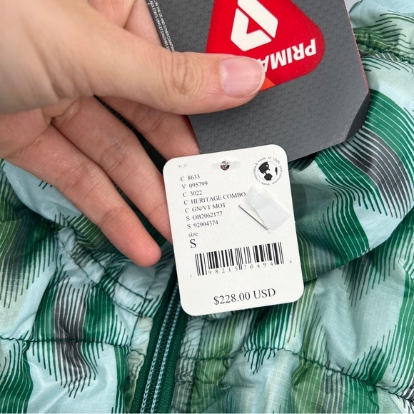 Free People Green Scrunchy Glossy Printed Pippa Packable Puffer Coat Small NWT - Picture 5 of 10